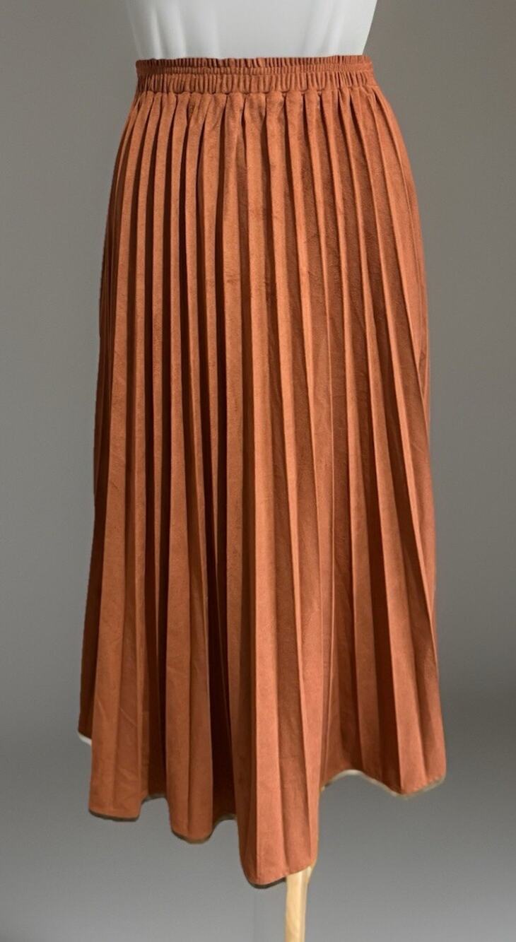 Listicle Pleated Midi Skirt Women’s M Rust Earthy Brown Faux Suede Fall Color